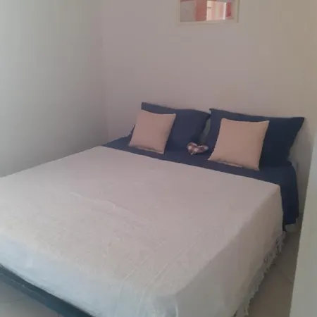 Luna Apartamento Chiavari